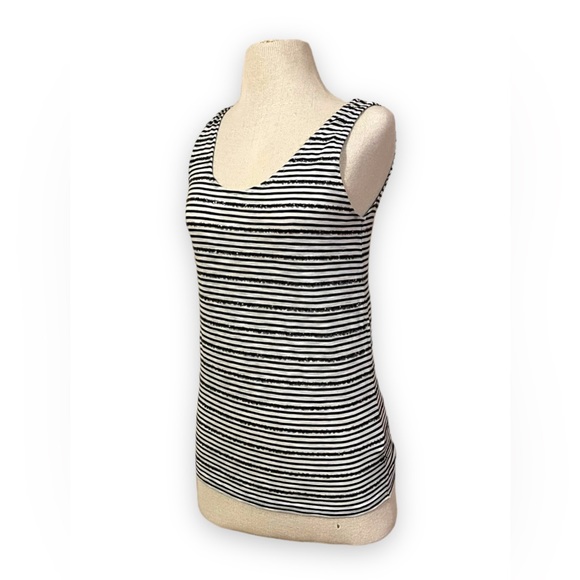 J. CREW sequined tank - Picture 1 of 9